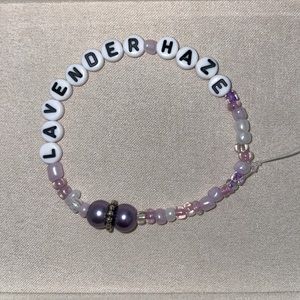 Taylor Swift | Lavender Haze | Homemade Friendship Bracelet